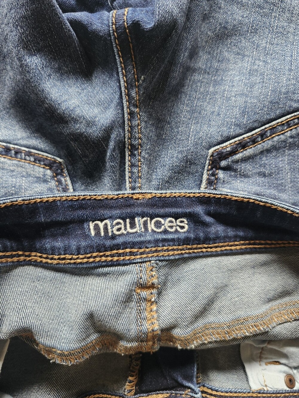 Maurices Faded Medium Wash Blue Denim Shorts - Picture 3 of 4